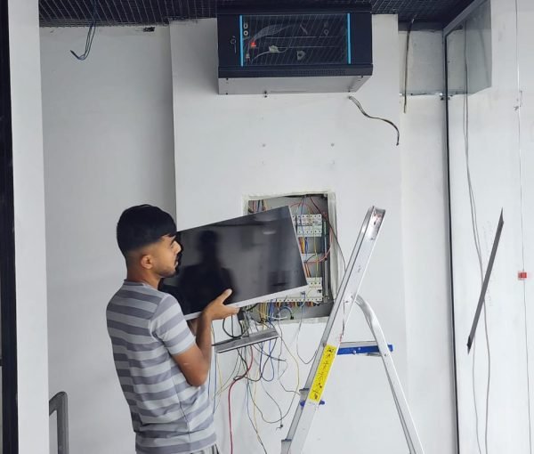 five brothers naif park steet dubai 8